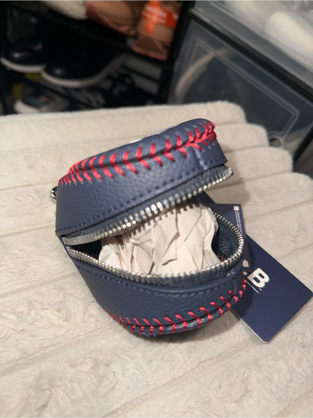 MLB Navy and Red New York Yankees Zip Key Pouch - Picture 4 of 6
